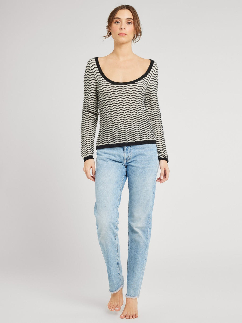 Pullover in Black & Ivory